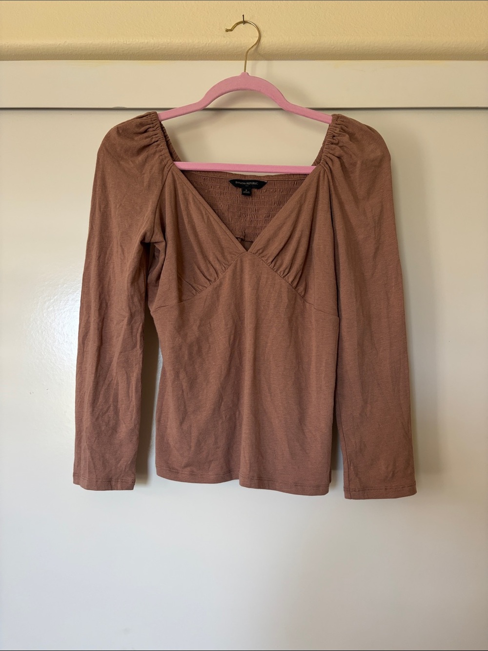 Banana Republic Factory Rose-Brown V-Neck Long Sleeve Top